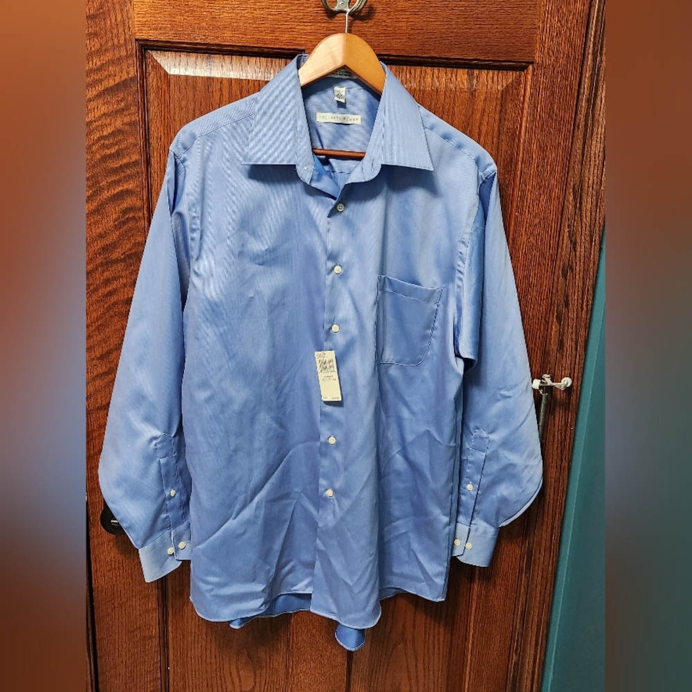Geoffrey Beene long sleeved button down mens dress shirt